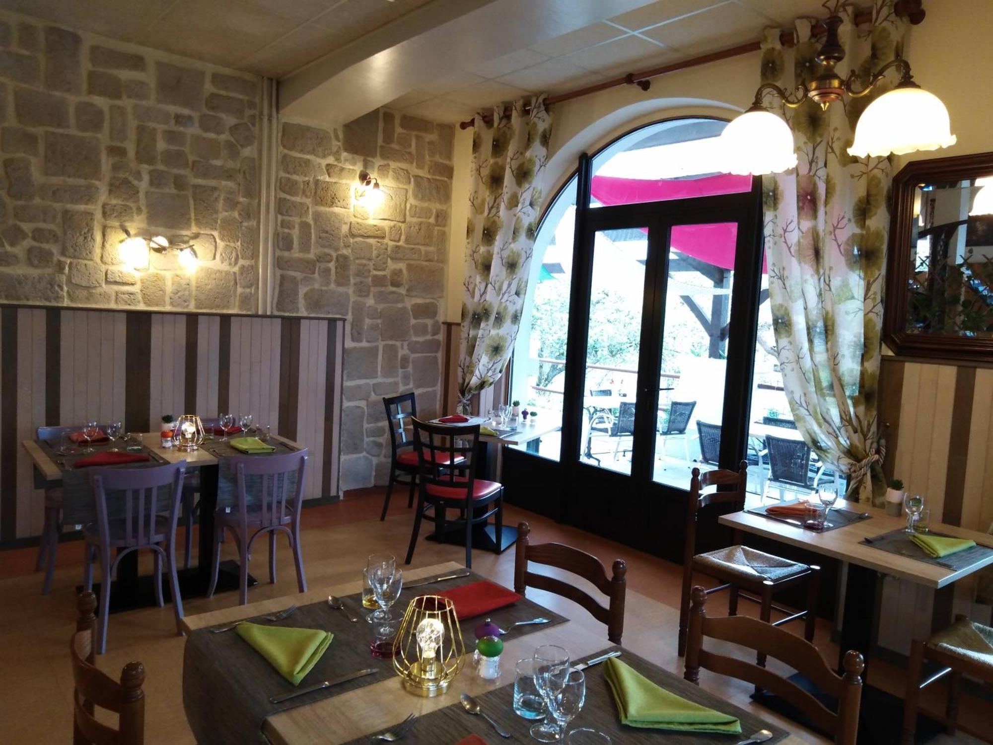 Hotel Du Pont Et Restaurant A Groléjac Eksteriør bilde